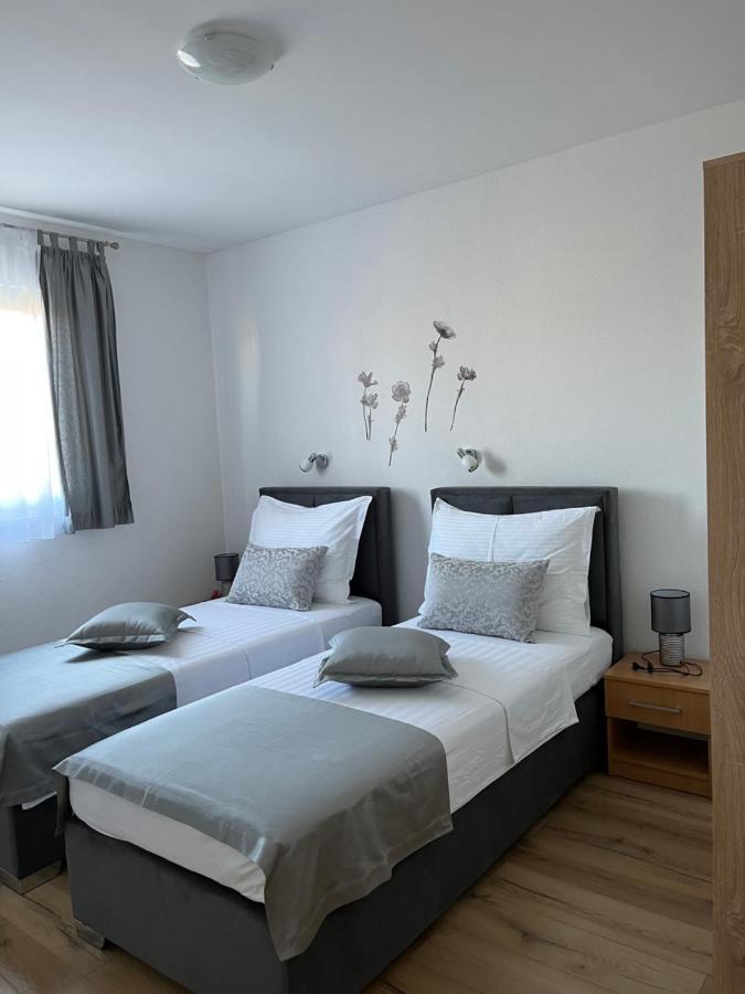 Apartments Magdalena Stobreč Esterno foto