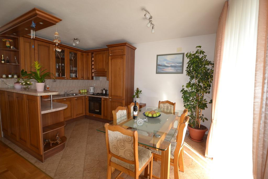 Apartments Magdalena Stobreč Esterno foto